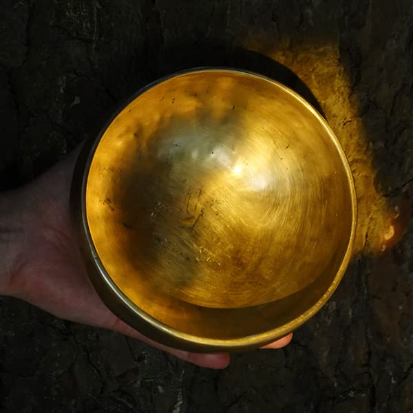 Tibetan Healing Singing Bowl - Handmade, For Meditation, Yoga, Sound Therapy, Spiritual Healing, Prayer, Mind and Body Relaxation, Good Wellbeing (10")